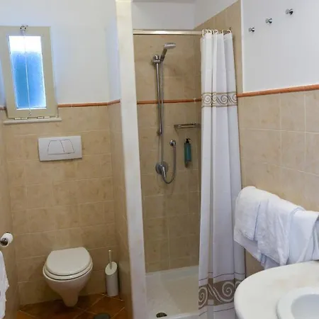 Villevieille Bed & Breakfast 3*