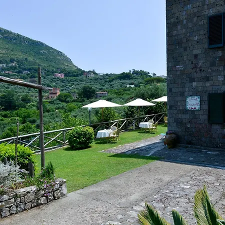 Villevieille Bed & Breakfast 3*