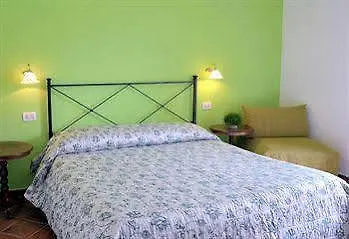 Villevieille Bed & Breakfast 3*